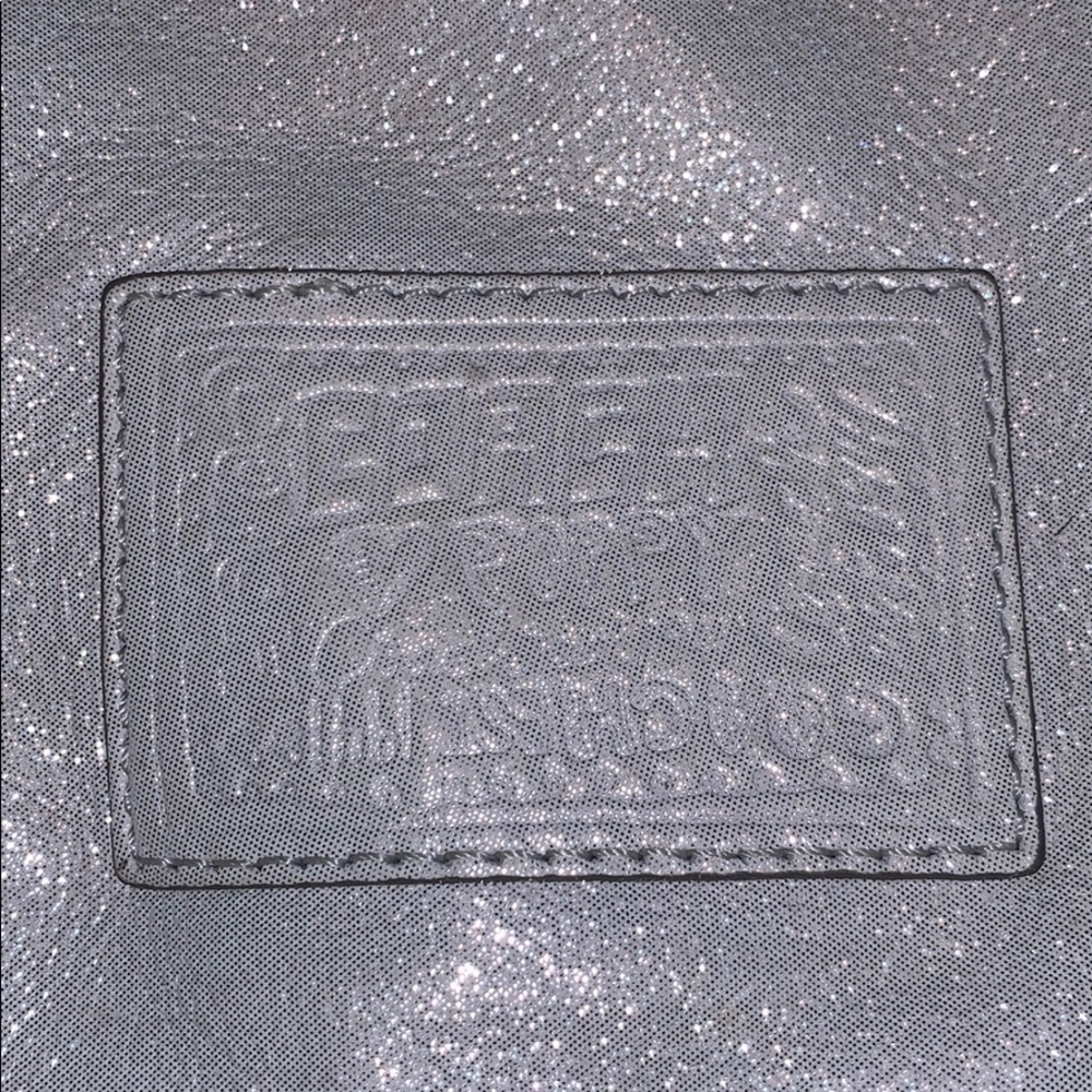Coach Bag - Picture 2 of 8